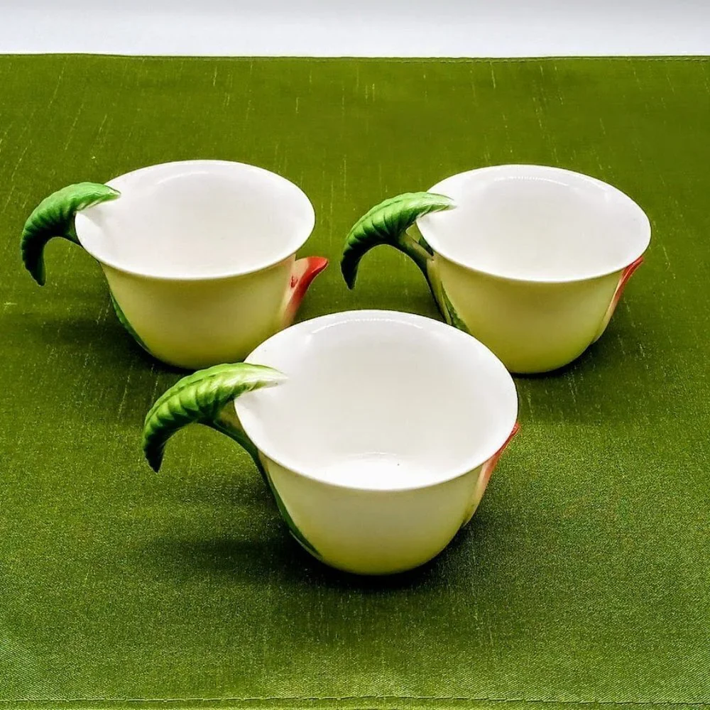 White Porcelain Cups Applied Green Frog & Flower (3)